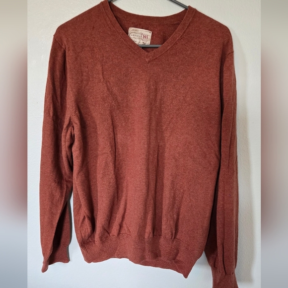 Article 365 Rust Cashmere V-neck Sweater Size Large - Picture 1 of 5